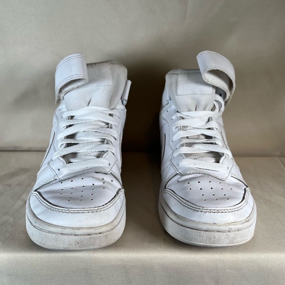 Nike White Athletic Shoes - Picture 2 of 8